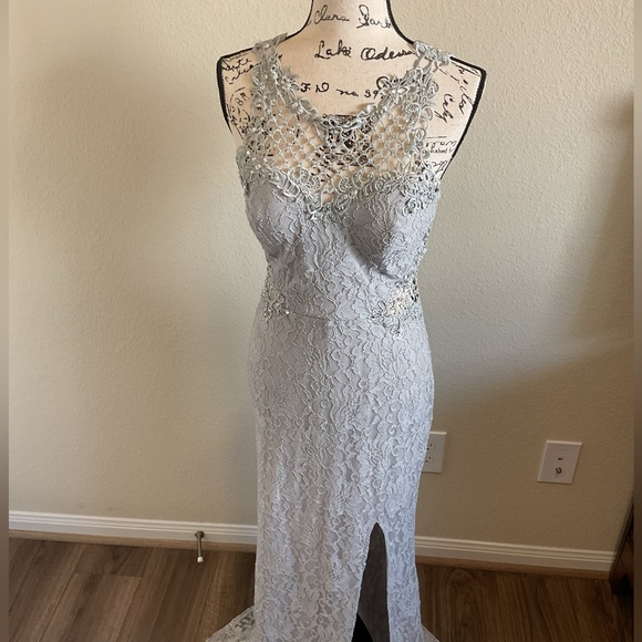 City Triangle Womens Gray Sleeveless Side Slit Rhinestone Lace Maxi Dress Size 7 - Picture 1 of 15